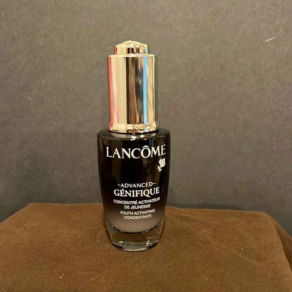 Lancôme Advanced Génifique Anti-Aging Face Serum NEW